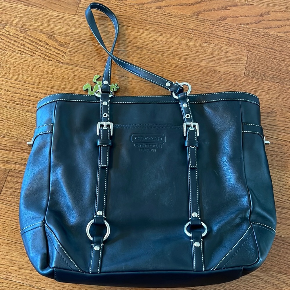 Coach black shoulder bag